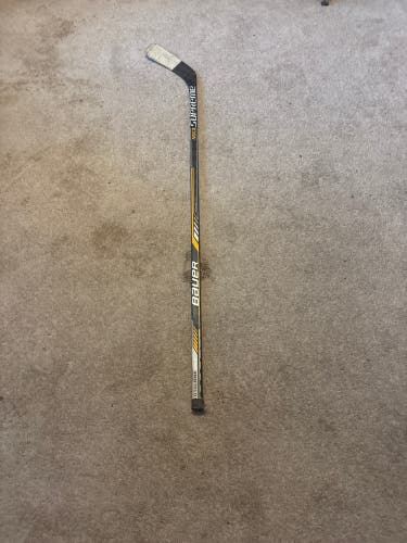 Junior Bauer Supreme MX3 Left Hand Hockey Stick PM9 52 Flex (Used)