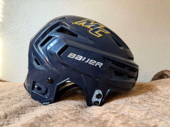 Large Bauer Re-Akt 150 Helmet Pro Stock (Used)