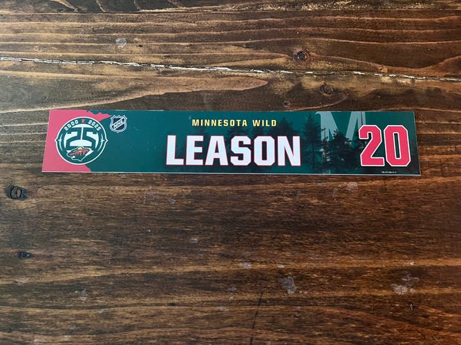 NHL Minnesota Wild Game-used Hockey Locker Nameplate #20 Leason