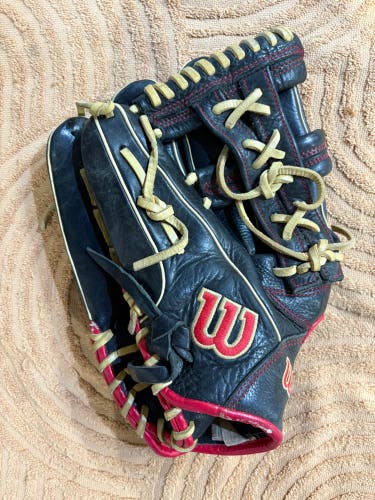 Black Wilson A1000 LH Baseball Glove 12" (Used)