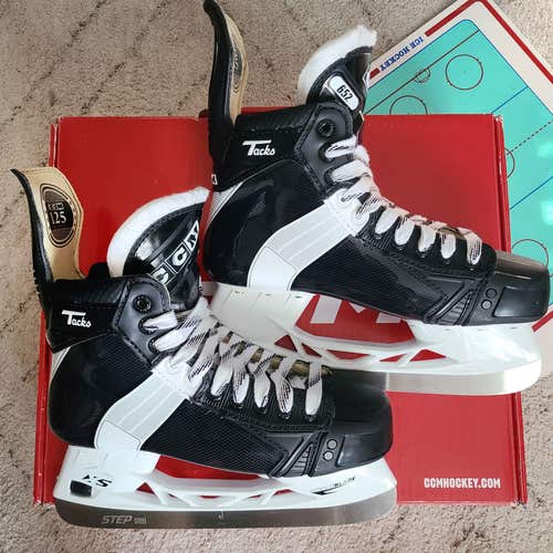 CCM Tacks 652 Hockey Skates - Size 7.5