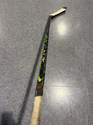 Junior Bauer AG5NT Hockey Stick Right Handed P92 40 Flex (Used)