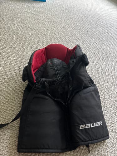 Men's Junior Small Bauer Vapor X800 Lite Hockey Pants (Used)