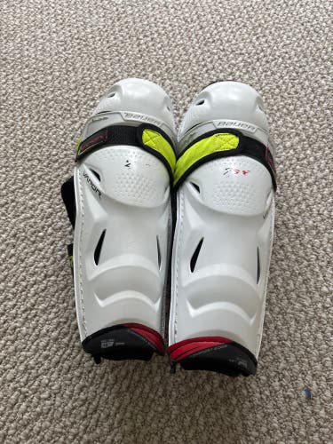 Junior Bauer Vapor 12" Shin Pads (Used)