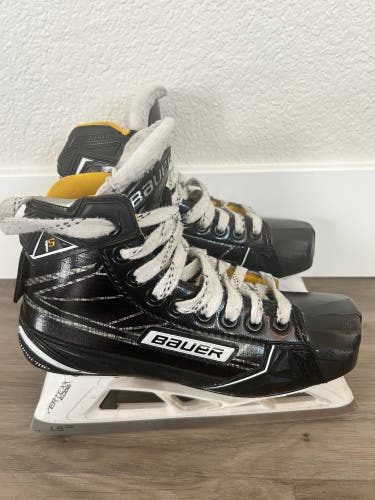 2016 Bauer Supreme 1S Hockey Goalie Skates Regular Width Size 4.5 (Used)