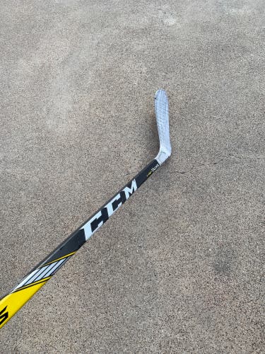Senior CCM Left Hand Hockey Stick P28 100 Flex (Used)