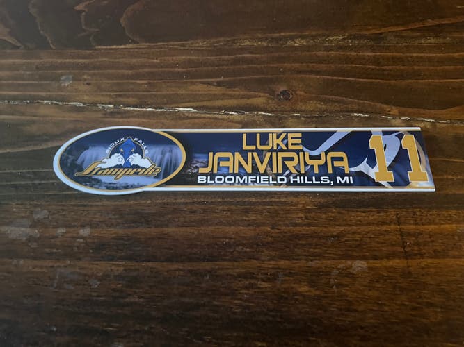 USHL Sioux Falls Stampede Game-used Hockey Locker Nameplate #11 Luke Janviriya