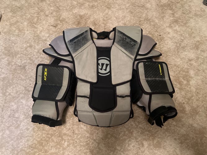 Medium 2021 Warrior Ritual RX3 E Goalie Chest Protector (Used)