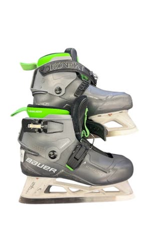 Bauer KONEKT HF2 Goalie Skates - Size 4 In very good shape
