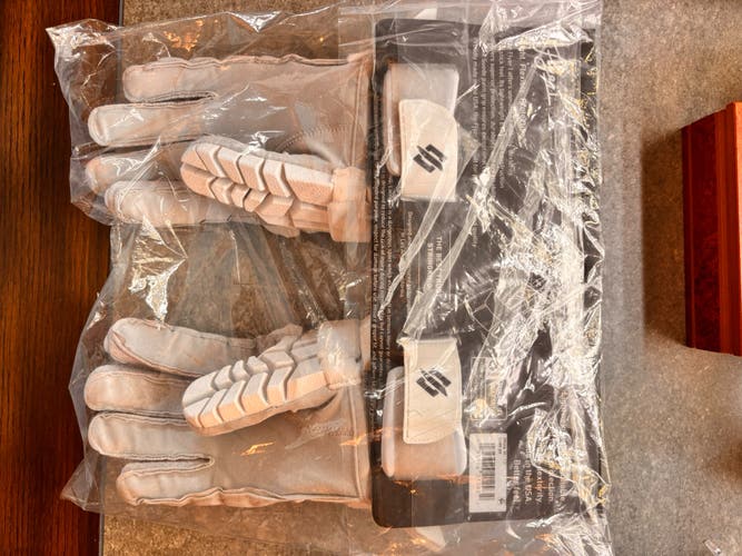 New* StringKing Flyer 1 Lacrosse Gloves (M/12”)