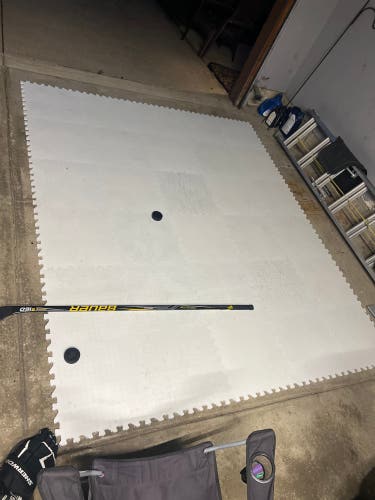 Synthetic ice tiles