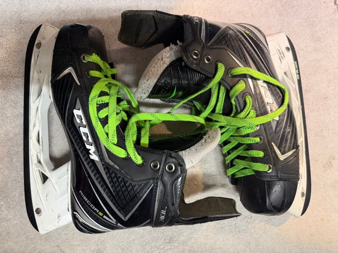 2017 CCM Ribcor 70K Hockey Skates Regular Width 9.5 (Used)