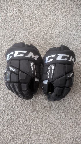 CCM Tacks 6052 Gloves 10" (Used)
