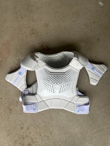 Warrior Evo V Shoulder Pads