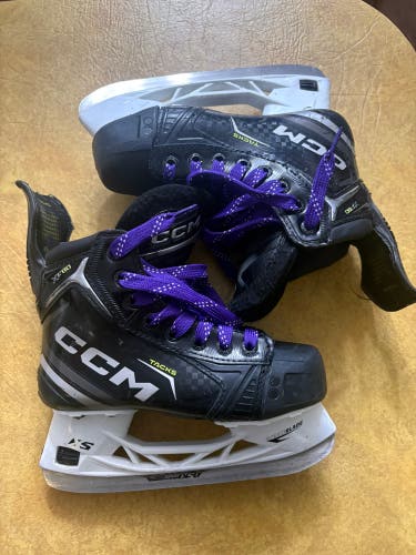 2024 CCM Tacks XF 80 Hockey Skates Regular Width Size 2 (Used)