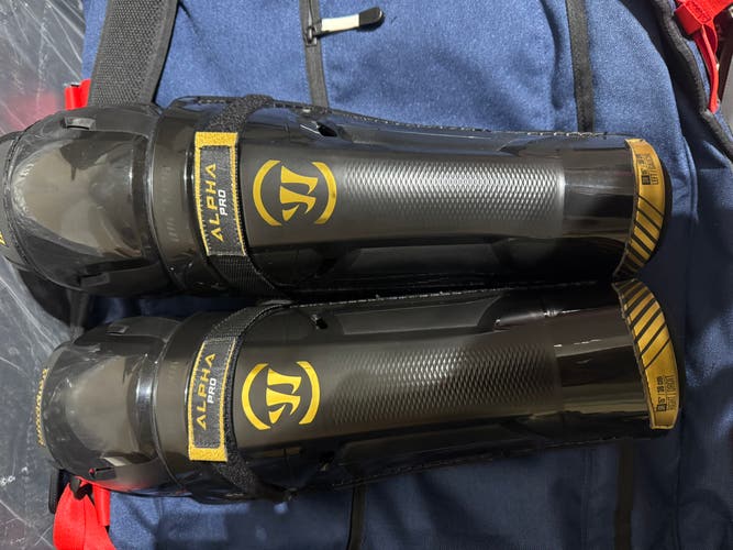 Warrior Alpha Pro Senior 15" Shin Pads (Used)