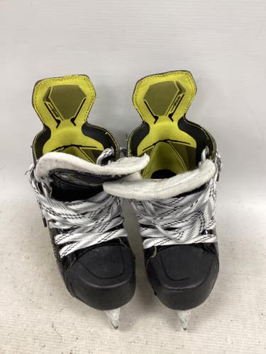 Used CCM SUPER TACKS AS3 Youth Hockey Skate Youth 13.0 11851-S000049892