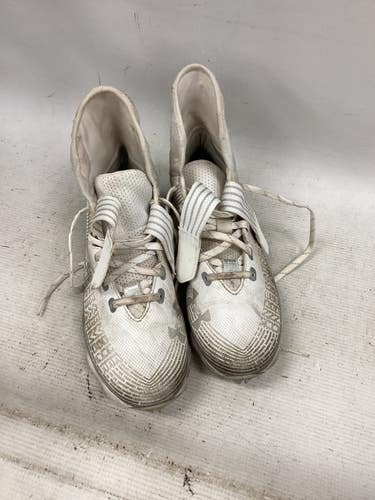Used Under Armour Adult FB Cleats White Senior 6 11851-S000049820