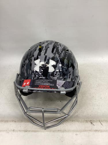Used Under Armour CHARGED HELMET W/MASK Batting Helmet w/Mask Grey One Size 11851-S000049747