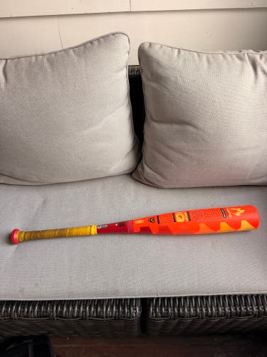 2025 Easton Hype Fire Composite USSSA Certified Bat (-10) 17 oz 27" (Used)