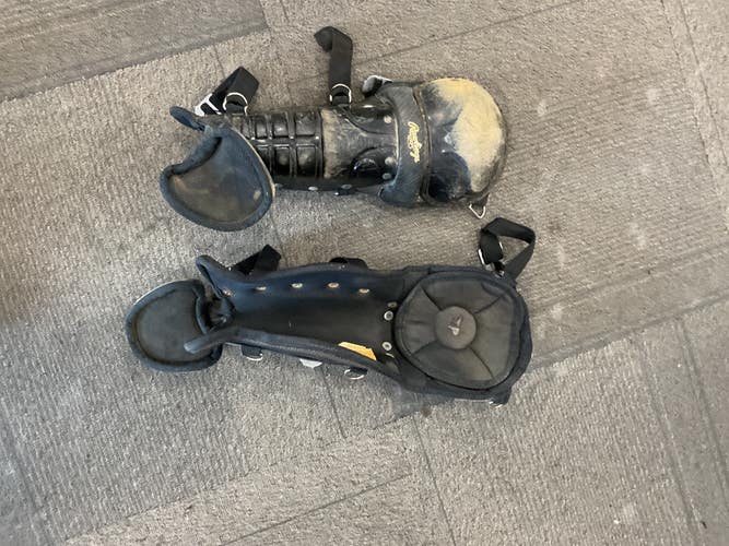 Used Rawlings LGP2JR Catchers Leg Guards Black Junior 11614-S000242185
