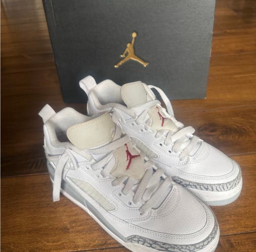 Kid's 5Y (Big Kids / Youth) Jordan Shoes (Used)