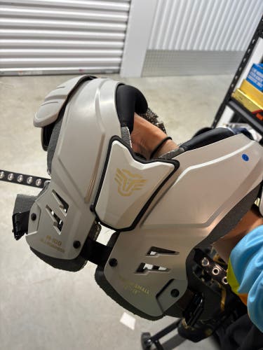 Small Youth Shoulder Pads (New)