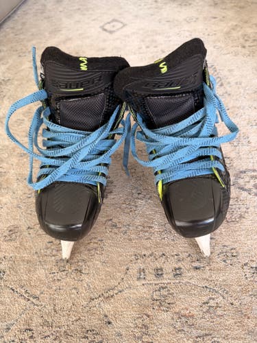 2024 Bauer Elite Hockey Goalie Skates - Size 1.5 (Junior) -  Regular Width (Used)