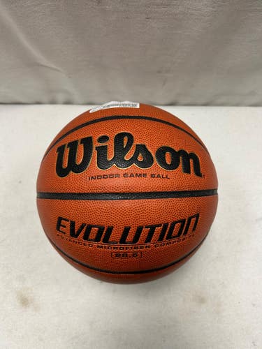 Used Wilson Basketball Womens Indoor 11490-S000276673