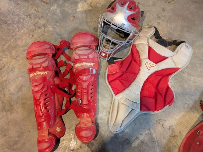 Catcher's Set - Red Youth (Used)