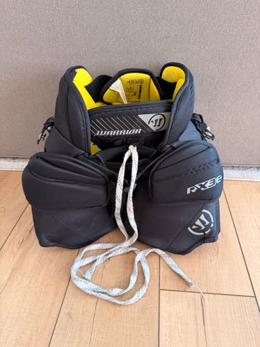 Junior Small/Medium Warrior Ritual X3 E+ Hockey Goalie Pants (Used)