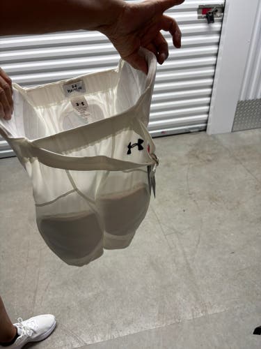 White Unisex Large Under Armour Game Pants (New)