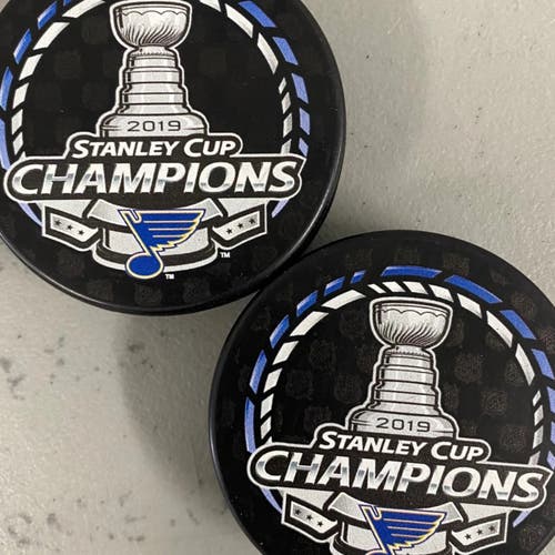 St. Louis Blues puck