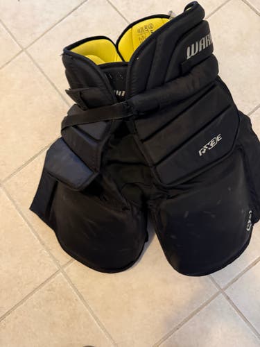 Intermediate Large/Extra Large Warrior Ritual X3E Hockey Goalie Pants (Used)