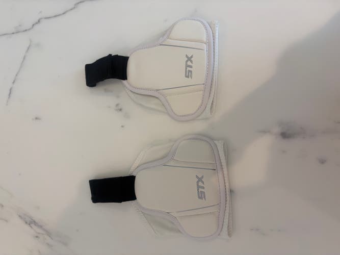 Adult STX Shoulder Pads (New)