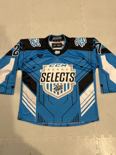 CCM 200x85 youth xl game Jersey (New)