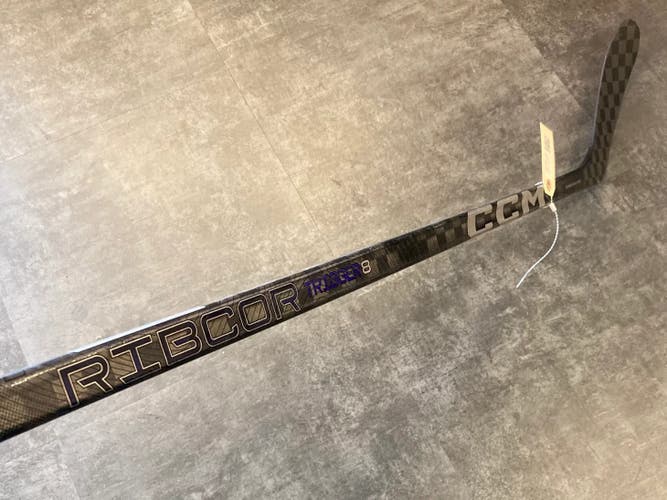 Junior CCM Ribcor Trigger 8 Hockey Stick | LH P28