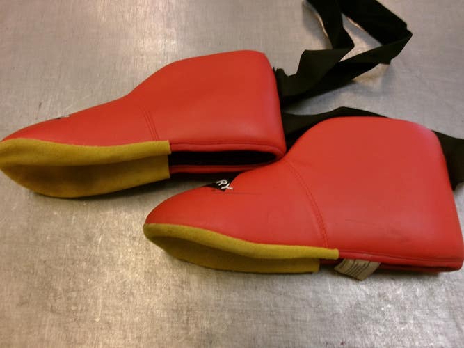 Used Century Martial Arts Foot Pads Red LG 11339-S000205628
