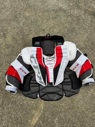 Large/Extra Large CCM EFlex 5.5 Goalie Chest Protector (Used)