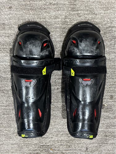 Junior Bauer Vapor 3X 11" Shin Pads (Used)