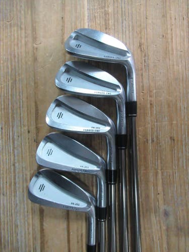 GRINDWORKS PR-202 FORGED IRON SET 6-W, W/RECOIL ESX 460 59g A (SR) FLEX GRAPH RH