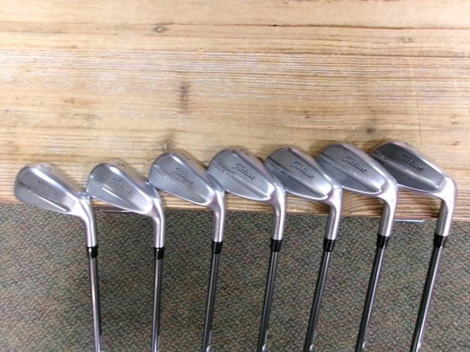 TITLEIST T250 IRON SET 5-PW, GW W/MITSUBISHI 65g R2 FLEX GRAPHITE RH