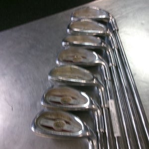 Used Dunlop JOHN DALY Mens Iron Set RH 4I-PW 11868-S000071061
