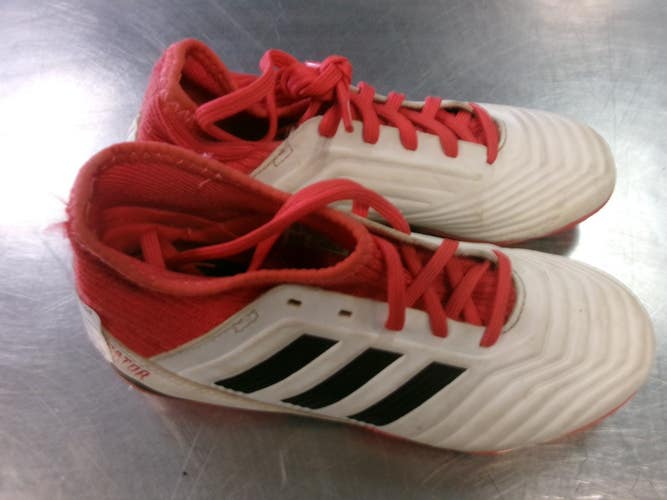 Used Adidas PREDATOR Soccer Cleats White Youth 13.5 11868-S000071084
