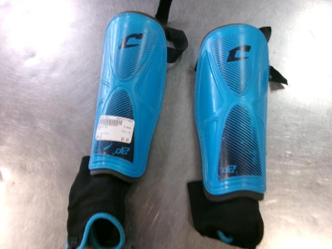 Used Champro D2 Soccer Shin Guards Adult Royal Blue LG 11868-S000071091