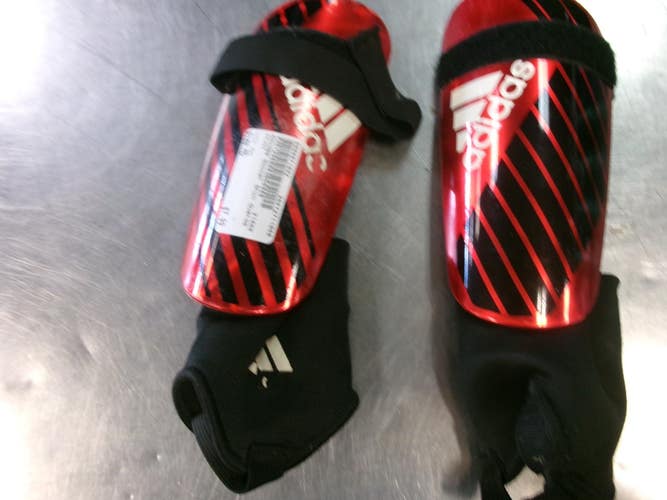 Used Adidas Soccer Shin Guards Youth Red MD 11868-S000071092