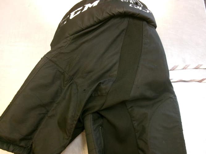 Used CCM QLT Junior Pant Black LG 11339-S000203207