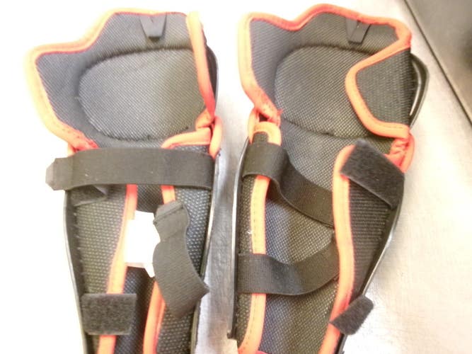 Used CCM Youth Shin Guards Black 10" 11339-S000203222