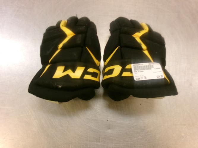 Used CCM FT680 Junior Gloves Black 11" 11339-S000204133
