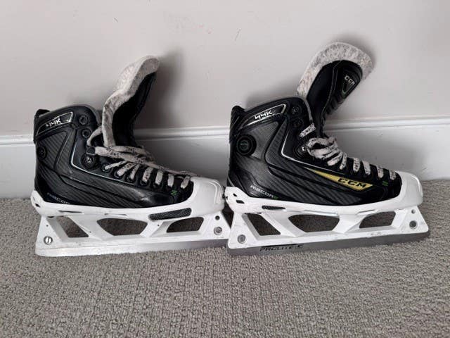 CCM Ribcor 44K Pump Hockey Skates Regular Width Size 6 (Used)
